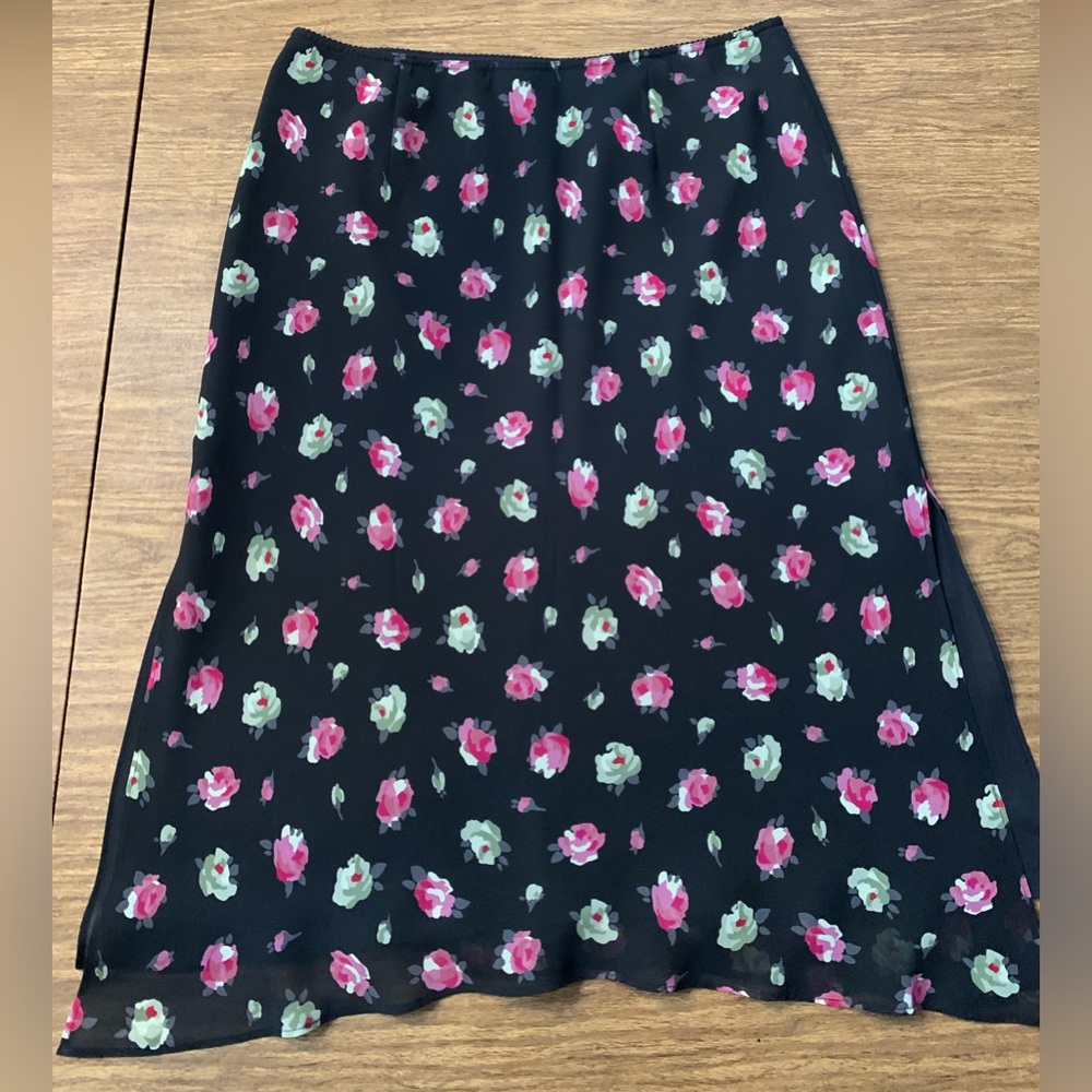 Express Flowered Skirt